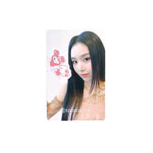 Load image into Gallery viewer, TWICE 'TWICE LOVELYS x SANRIO CHARACTERS' Official MD Benefit Photocard
