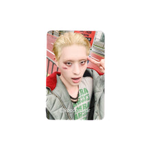 Load image into Gallery viewer, P1Harmony 'UNIQUE' Everline POB Benefit Photocard
