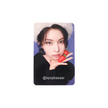 Load image into Gallery viewer, NMIXX 'Blue Valentine' Makestar FS Round 17 Benefit Photocard
