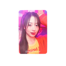 Load image into Gallery viewer, NMIXX &#39;expérgo&#39; Apple Music POB Benefit Photocard
