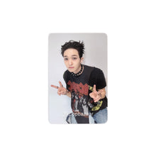 Load image into Gallery viewer, xikers 'ROUTE ZERO : The ORA' Apple Music POB Benefit Photocard
