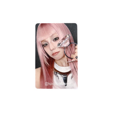 Load image into Gallery viewer, ITZY 'MOTTO' Apple Music POB Benefit Photocard
