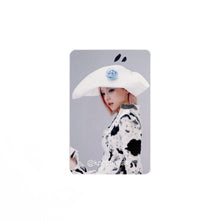 Load image into Gallery viewer, ITZY 'MOTTO' Apple Music POB Benefit Photocard
