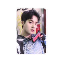Load image into Gallery viewer, xikers &#39;HOUSE OF TRICKY : Doorbell Ringing&#39; Soundwave Lucky Draw Benefit Photocard
