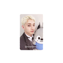 Load image into Gallery viewer, Stray Kids 'SKZOO EVERYWHERE ALL AROUND THE WORLD in SEOUL' Official Offline MD Benefit Photocard
