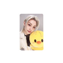Load image into Gallery viewer, Stray Kids 'SKZOO EVERYWHERE ALL AROUND THE WORLD in SEOUL' Official Offline MD Benefit Photocard
