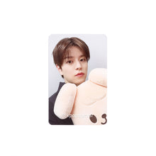 Load image into Gallery viewer, Stray Kids 'SKZOO EVERYWHERE ALL AROUND THE WORLD in SEOUL' Official Offline MD Benefit Photocard
