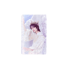 Load image into Gallery viewer, TXT 'The Chaos Chapter: FREEZE' Soundwave 2023 Lucky Draw Round 2 Benefit Photocard
