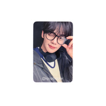 Load image into Gallery viewer, AND2BLE 'Sequence 01: Curiosity' Whosfan POB Benefit Photocard
