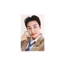 Load image into Gallery viewer, DAY6 'The DECADE' in JAPAN Official MD Benefit Photocard
