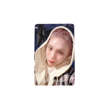 Load image into Gallery viewer, SHINee 'Atmos' Apple Music POB Benefit Photocard
