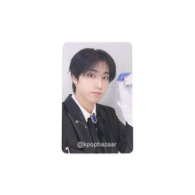 Load image into Gallery viewer, Stray Kids 'SKZOO EVERYWHERE ALL AROUND THE WORLD in SEOUL' Official Online MD Benefit Photocard

