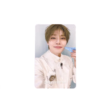 Load image into Gallery viewer, Stray Kids 'SKZOO EVERYWHERE ALL AROUND THE WORLD in SEOUL' Official Online MD Benefit Photocard
