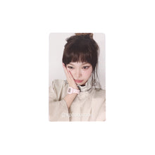 Load image into Gallery viewer, LE SSERAFIM ‘PUREFLOW’ pt.1 Weverse POB Benefit Photocard
