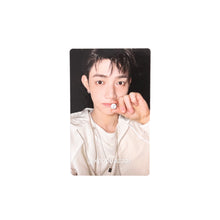 Load image into Gallery viewer, AND2BLE 'Sequence 01: Curiosity' Weverse POB Benefit Photocard
