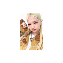 Load image into Gallery viewer, TUIDE 'TUNE &amp; PLAY' Weverse POB Weverse Ver. Benefit Photocard
