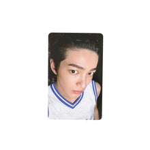 Load image into Gallery viewer, CORTIS 'GREENGREEN' Everline Lucky Draw Benefit Photocard
