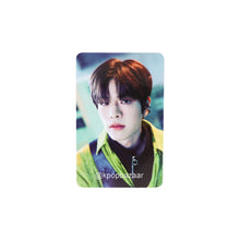 Load image into Gallery viewer, Stray Kids '2nd World Tour MANIAC in Seoul' Official Random Photocard
