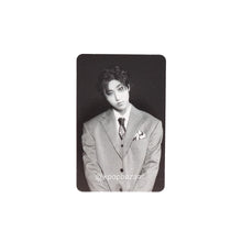 Load image into Gallery viewer, Stray Kids '合 (HOP)' Official Accordion Album Photocard
