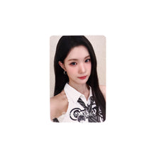Load image into Gallery viewer, Hearts2Hearts 'Lemon Tang' Soundwave Lucky Draw Round 3 Benefit Photocard
