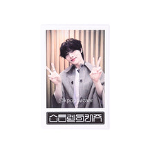 Load image into Gallery viewer, Stray Kids &#39;5-Star&#39; Soundwave GA R2 Benefit Photocard
