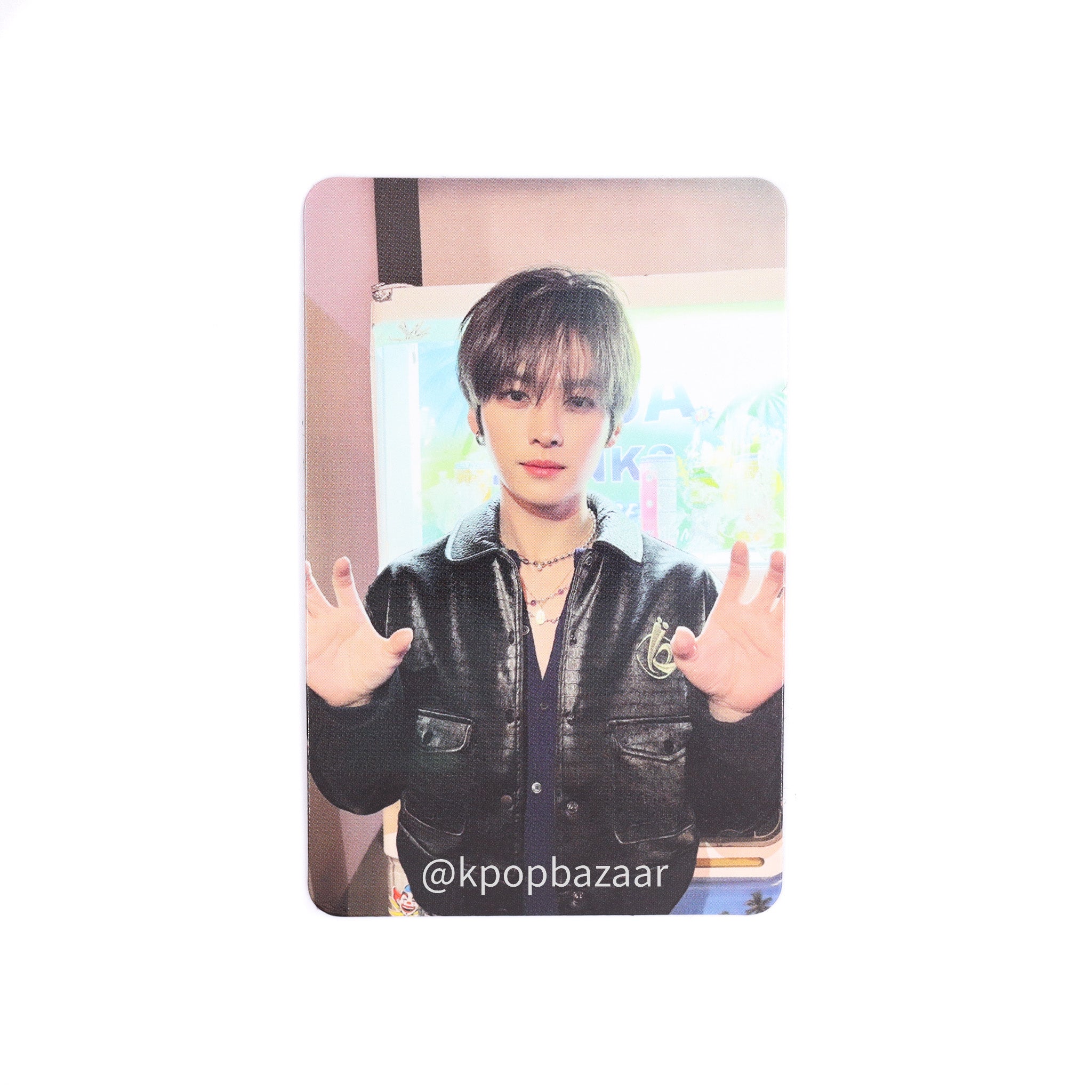 StrayKids 5-STAR アメリカ　target 特典　ヒョンジン Amazon.co.jp: straykids ヒョンジン トレカ 5 star : おもちゃ