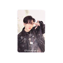 Load image into Gallery viewer, Stray Kids &#39;5-Star&#39; Barnes &amp; Nobles POB Benefit Photocard
