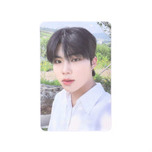 Load image into Gallery viewer, ZEROBASEONE &#39;Youth In The Shade&#39; Soundwave Lucky Draw Digipack Benefit Photocard
