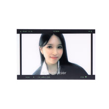 Load image into Gallery viewer, TWICE Ready To Be Official MD POB Benefit Film Photocard
