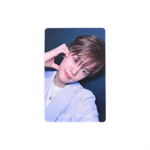 Load image into Gallery viewer, ZEROBASEONE &#39;Melting Point&#39; Apple Music Lucky Draw Benefit Photocard
