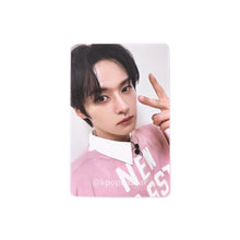 Load image into Gallery viewer, Stray Kids &#39;樂-STAR [ROCK-STAR]&#39; Soundwave Lucky Draw Round 2 Benefit Photocard
