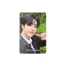 Load image into Gallery viewer, Stray Kids &#39;樂-STAR [ROCK-STAR]&#39; Soundwave GA R1 Benefit Photocard
