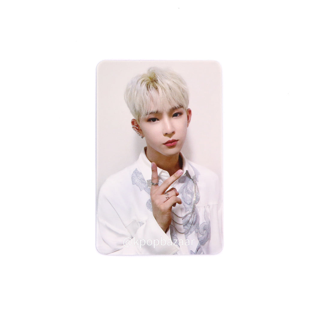 ONEUS 'Lived' Withfan POB Benefit Photocard