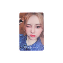 Load image into Gallery viewer, LOONA &#39;LOONA CLASS OF 2022&#39; Season&#39;s Greetings Photocard
