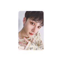 Load image into Gallery viewer, Stray Kids &#39;樂-STAR [ROCK-STAR]&#39; Soundwave POB Benefit Photocard
