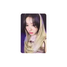 Load image into Gallery viewer, ITZY &#39;BORN TO BE&#39; Official Album Photocard
