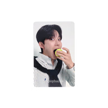 Load image into Gallery viewer, DAY6 &#39;Welcome to the Show&#39; Official MD Benefit Photocard
