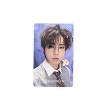 Load image into Gallery viewer, Stray Kids &#39;SKZ&#39;S MAGIC SCHOOL&#39; Official MD Online Benefit Photocard
