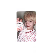 Load image into Gallery viewer, ZEROBASEONE &#39;Cinema Paradise&#39; Apple Music Zerose POB Benefit Photocard
