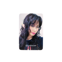 Load image into Gallery viewer, LE SSERAFIM &#39;CRAZY&#39; Soundwave Lucky Draw Round 1 Benefit Photocard
