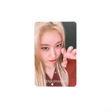 Load image into Gallery viewer, ITZY &#39;GOLD&#39; Music Plant POB Benefit Photocard
