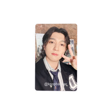 Load image into Gallery viewer, DAY6 &#39;MISSION No.9&#39; Official MD Benefit Photocard
