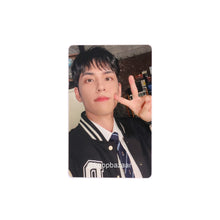 Load image into Gallery viewer, DAY6 &#39;MISSION No.9&#39; Official MD Benefit Photocard
