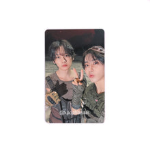 Load image into Gallery viewer, Stray Kids JAPAN &#39;GIANT&#39; Fanclub POB Benefit Unit Photocard
