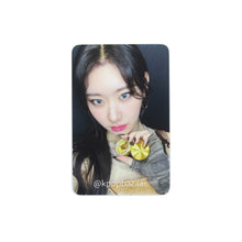 Load image into Gallery viewer, ITZY &#39;BORN TO BE&#39; Withmuu POB Benefit Photocard
