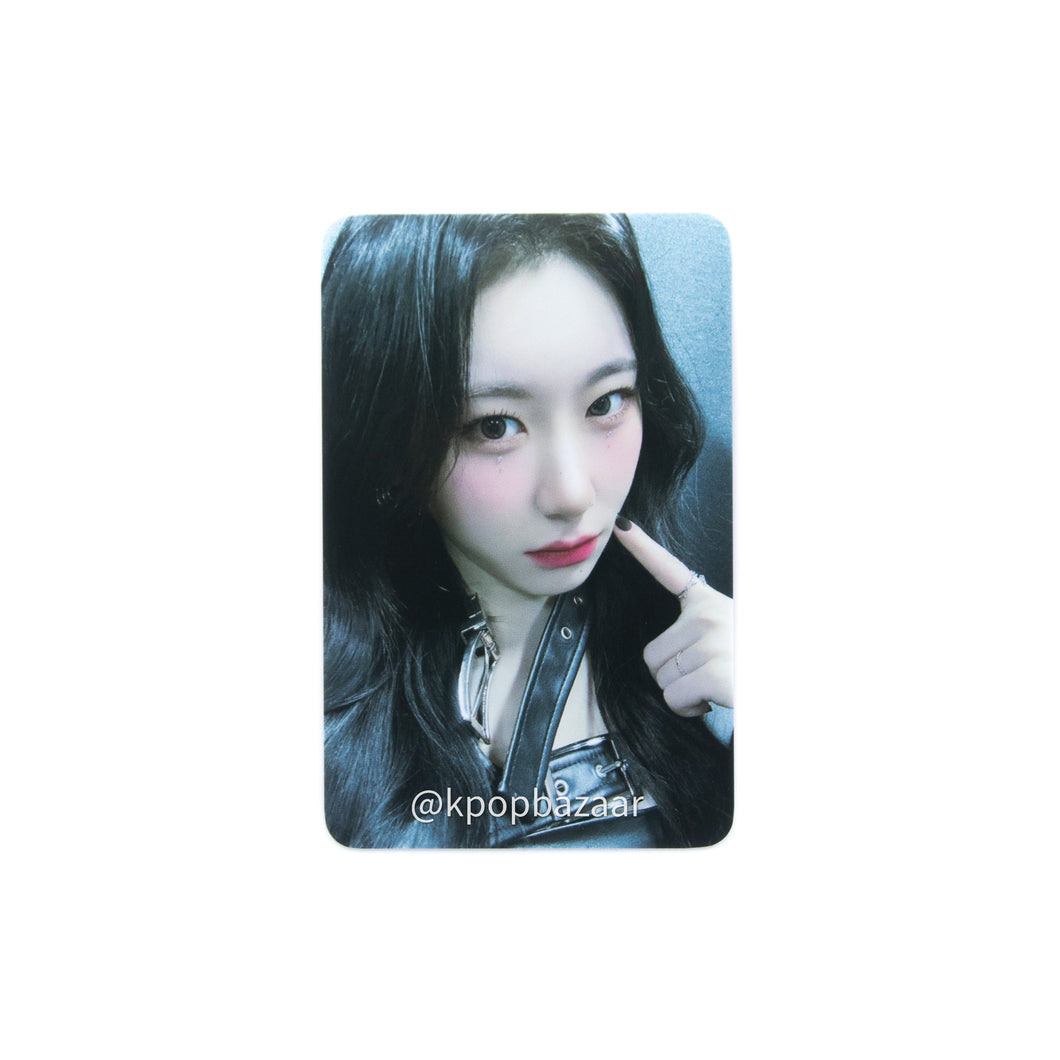 ITZY 'BORN TO BE' Everline POB Benefit Photocard