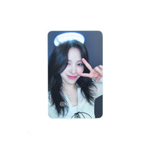Load image into Gallery viewer, ITZY Official Light Ring Ver.2 Benefit Photocard
