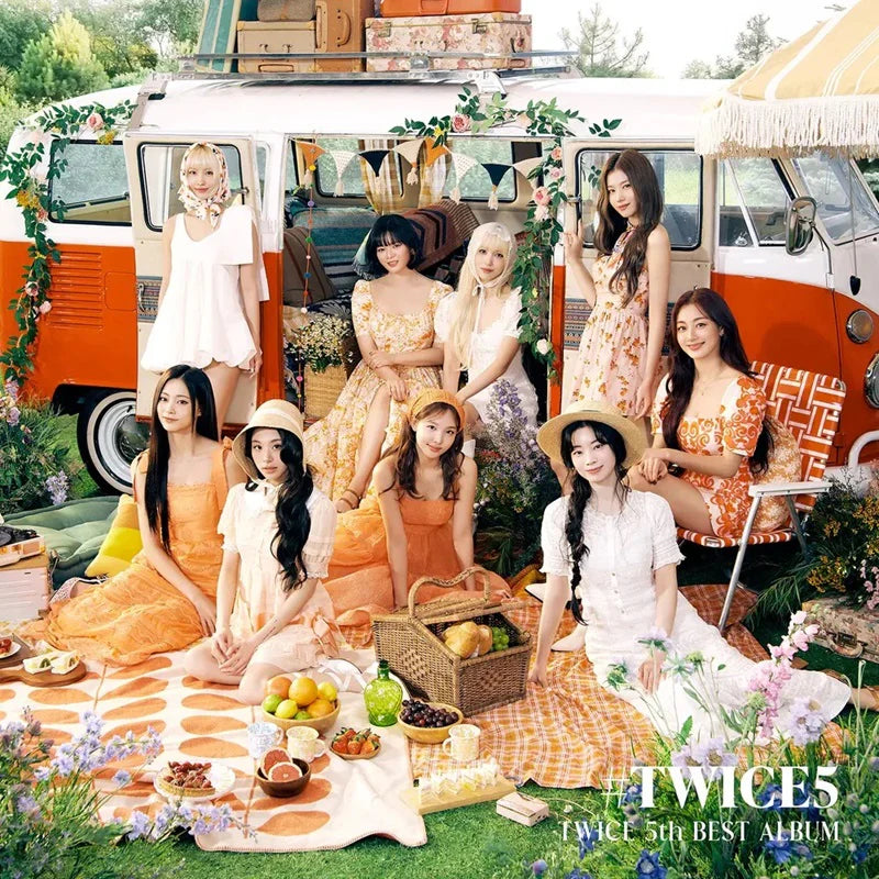 TWICE JAPAN 5th Best Album '#TWICE5' (Regular Edition)