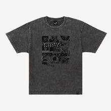 Load image into Gallery viewer, [PREORDER] Stray Kids World Tour 'RUN IT JAPAN' Official MD - Photo T-Shirt

