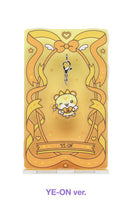Load image into Gallery viewer, [PREORDER] Hearts2Hearts 'ICONIC HEART' Official MD - Magical Acrylic Stand
